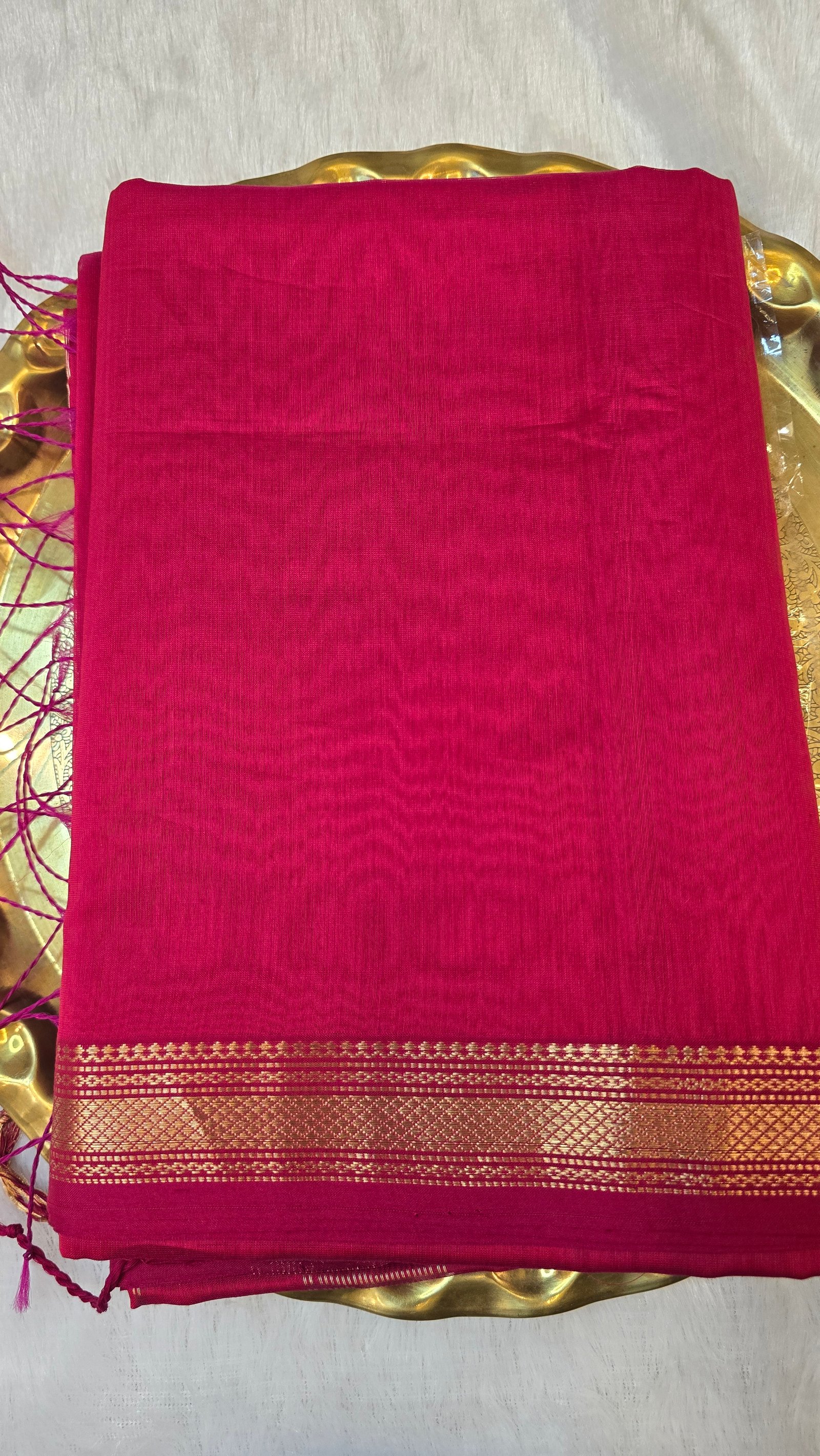 Plain with Medium border